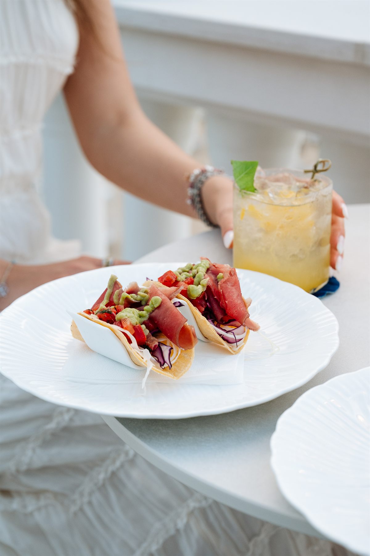 cocktail, tapas e cruditè al rooftop 1923 Casa Bianca